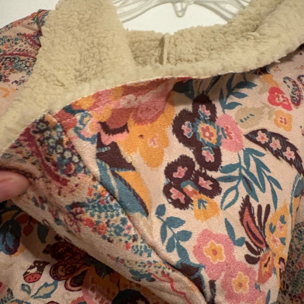 Floral Patterned Women's Jacket - Picture 4 of 4